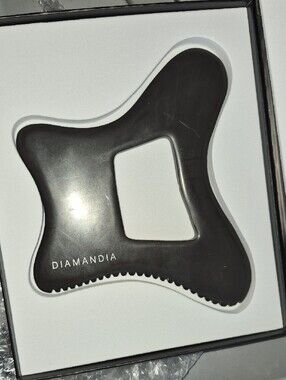 DIAMANDIA Stone Body GuaSha Nwt